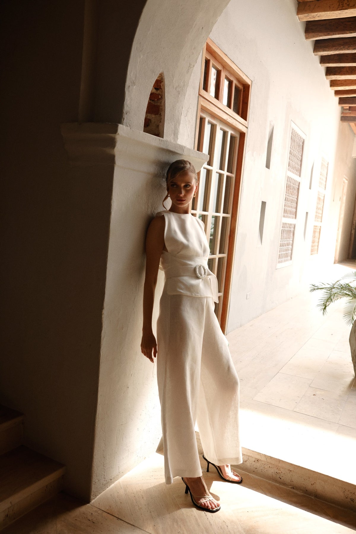 Set Kamari Pant - Espalda Cubierta conjunto de lino Antoniette galería